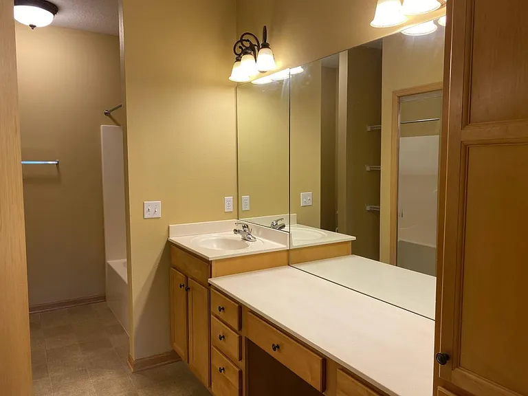 2425 Aspen Rd #203 — Photo 12