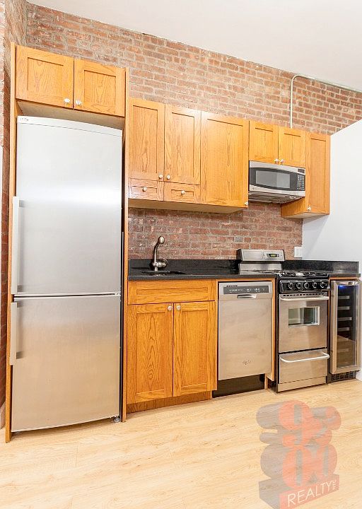 1st image of 358 W 51st St APT Dg