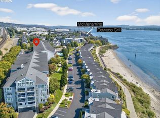 520 SE Columbia River Dr APT 326, Vancouver, WA