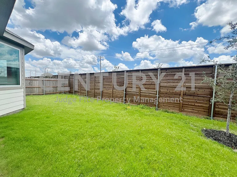 5021 Chital Dr — Photo 23