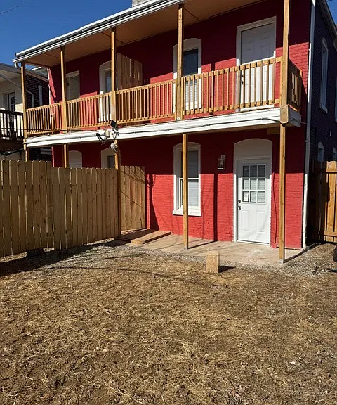 135-137 Fairground Ave — Photo 3
