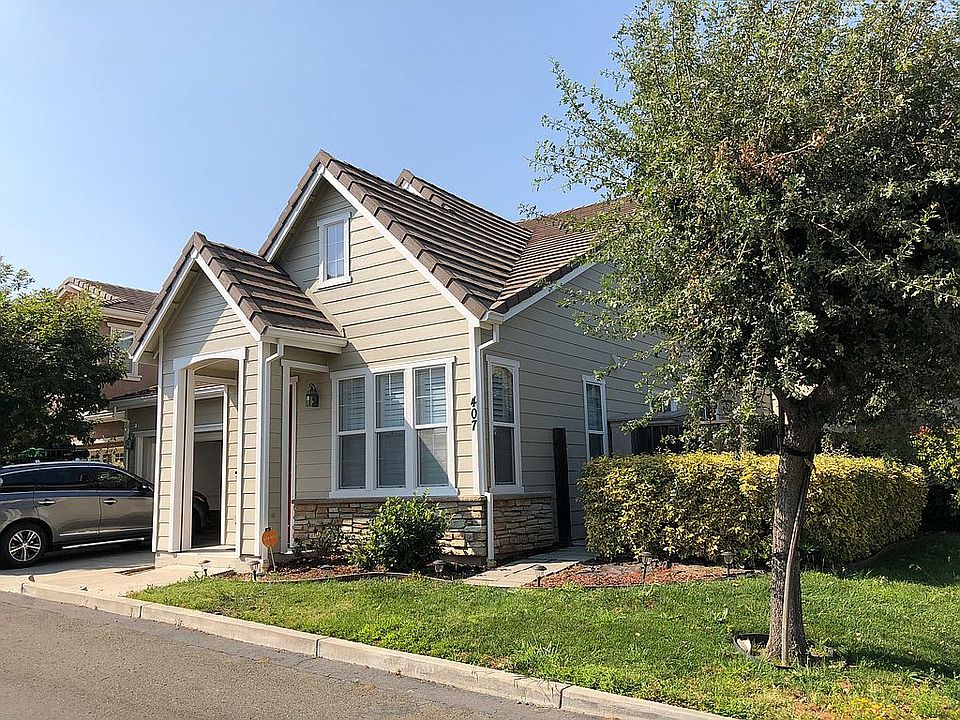 1st image of 407 Mountain Meadows Dr
