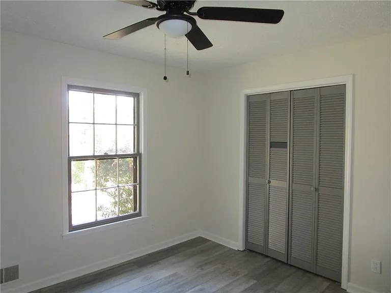 3730 Newport Dr — Photo 39