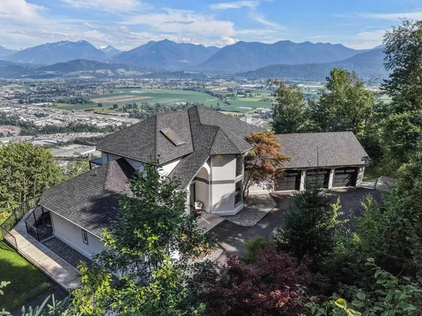 43619 Bracken Dr, Chilliwack, BC V2R 4A4