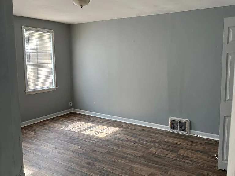 2928 Ashby Rd — Photo 6