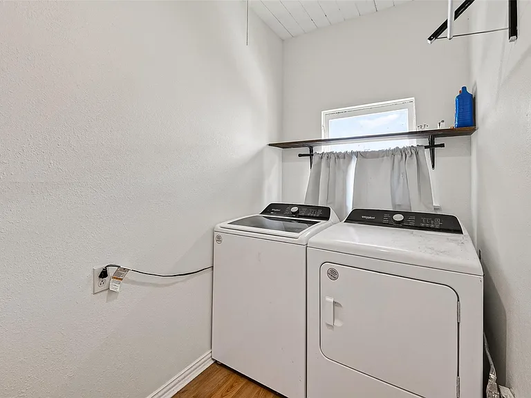 2519 Stevens St — Photo 27