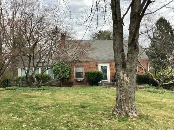 24 Old Colony Rd, Bernardsville, NJ 07924