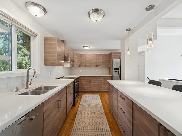 1140 N 146th Pl — Photo 8