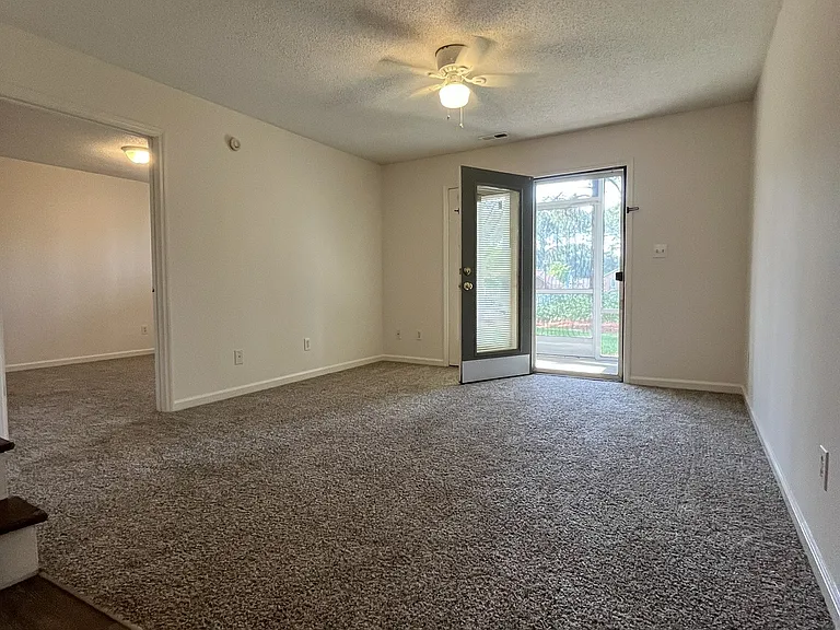 Quail Hill and Manchester Apartments of Fuquay-Varina — Photo 13