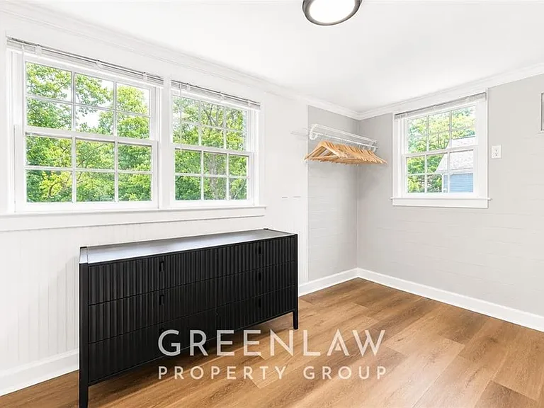 1177 Morley Ave SE — Photo 33