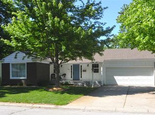 908 W 3rd St, Halstead, KS 67056