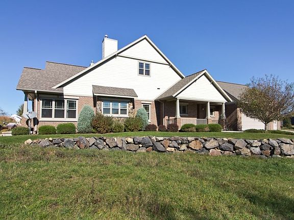 4th image of 1314 Green Vistas Dr