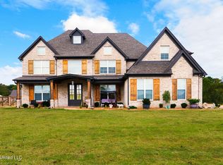 5441 Grays Valley Dr, Hernando, MS 38632