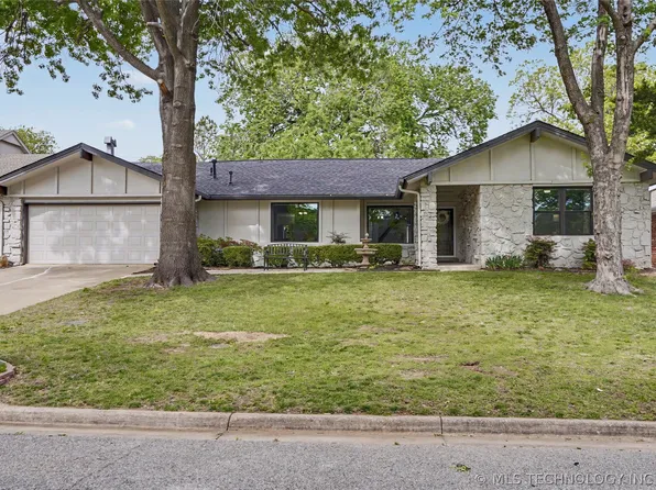8710 E 65th East Pl, Tulsa, OK 74133