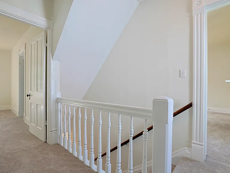 6118 Prentice St — Photo 29