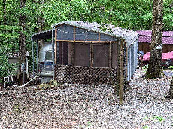 2nd image of 137 Deer Dr