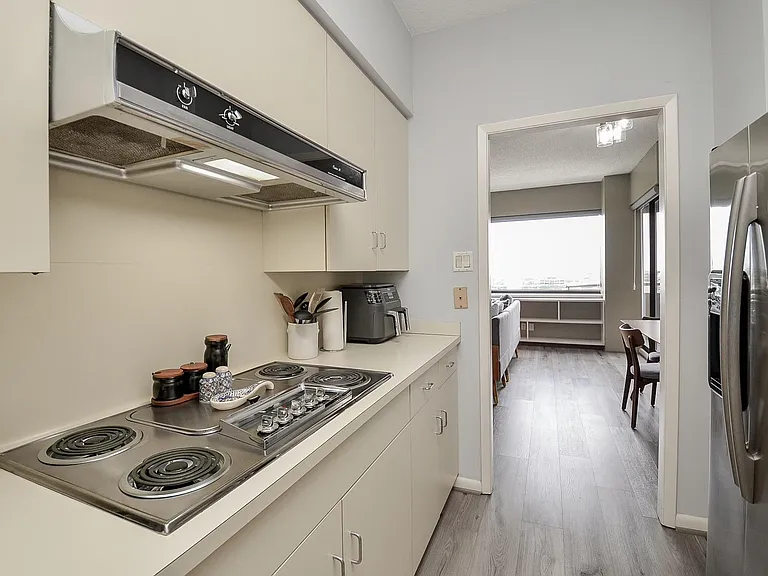 5000 Montrose Blvd #12B — Photo 27