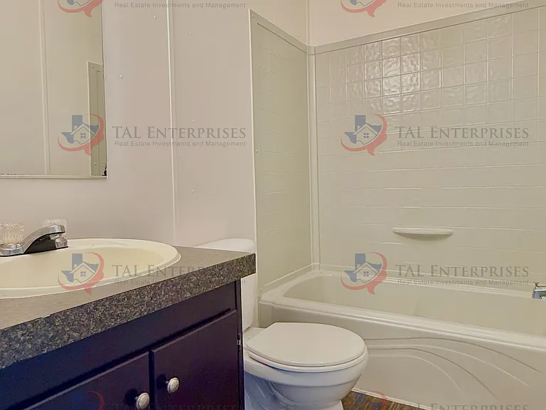 4228 Satellite Dr — Photo 11