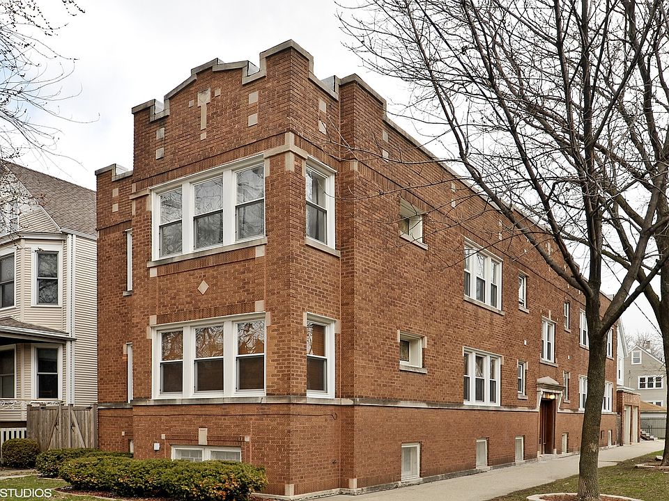 1st image of 4222 W Roscoe St #U1e