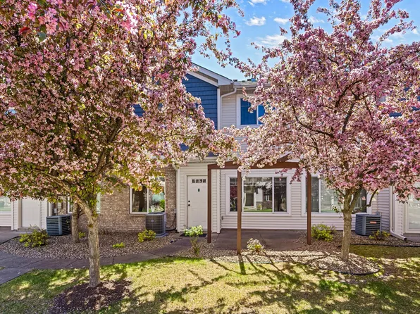 159 Morgan Ln, Lino Lakes, MN 55014