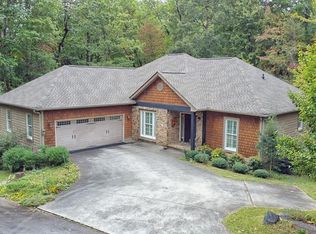 10 Quiet Place Ln, Clayton, GA 30525