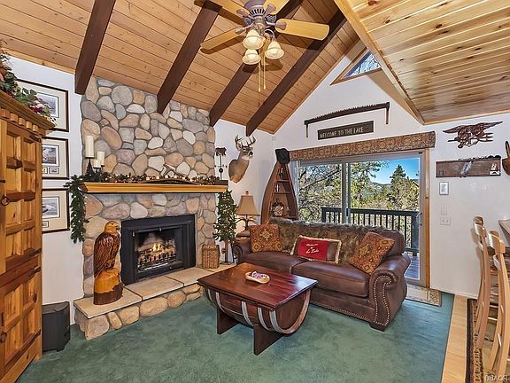 4th image of 807 Villa Grove Ave