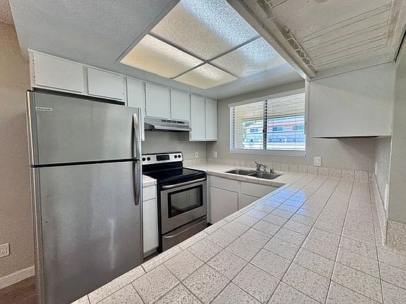2nd image of 4813 Parks Ave