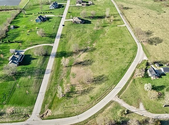 4th image of 10809 Firefly Ln