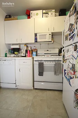 Rented by Sotheby's International Realty | media 9