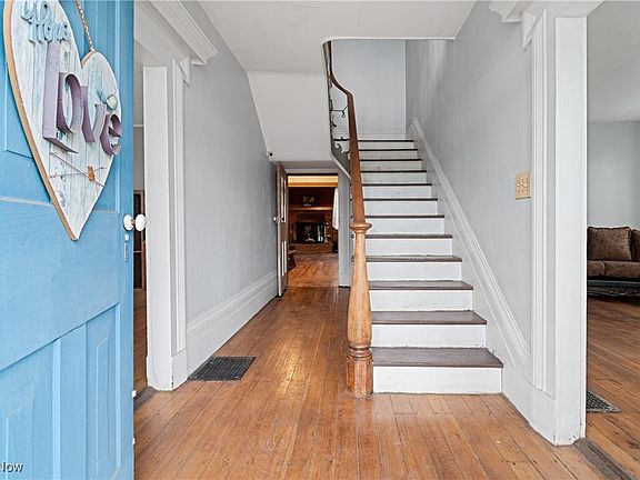 5th image of 5901 Market Ave N #A