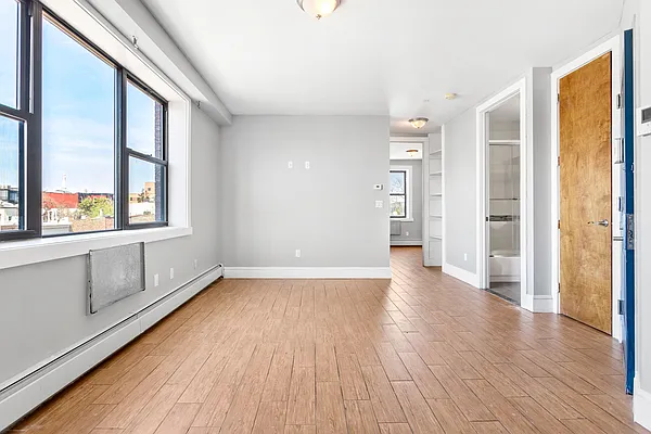 Rented by Padsters Realty LLC | media 9