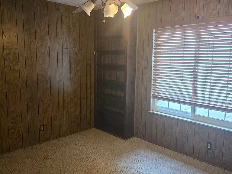 818 Sherri St — Photo 5