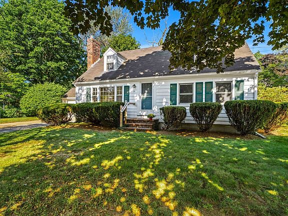 3rd image of 31 Homestead Cir