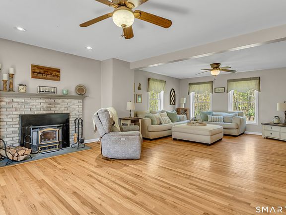3rd image of 57 Hubbard Road