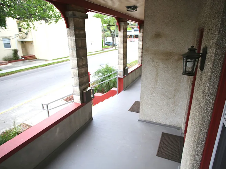 78 Riberia St — Photo 17