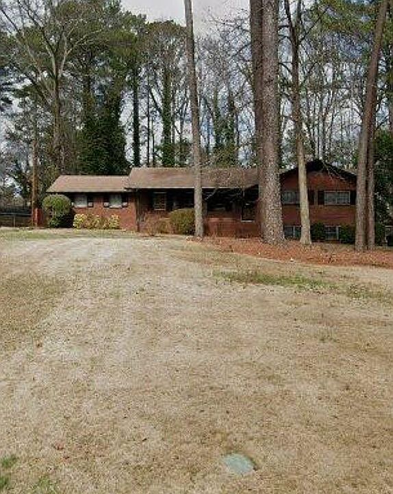1st image of 2763 Hayden Dr