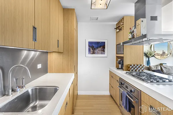 Rented by Halstead Real Estate | media 14