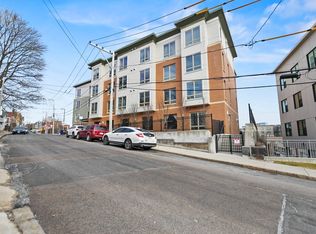 15 Guild St UNIT 204, Boston, MA 02119