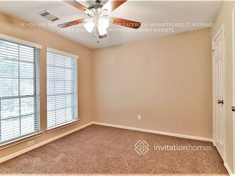 1011 Wentworth Dr — Photo 7