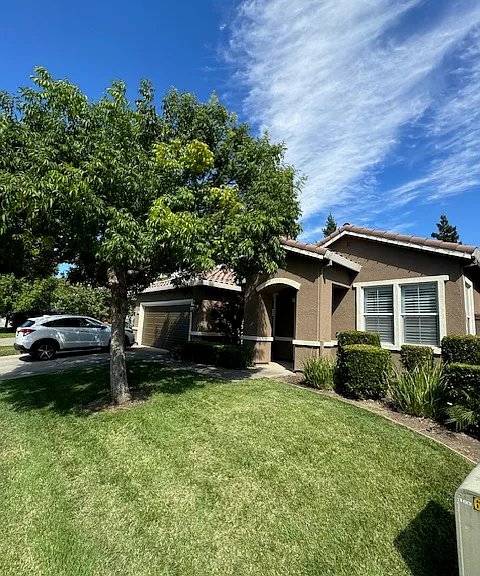 4812 Darlington Ln — Photo 2