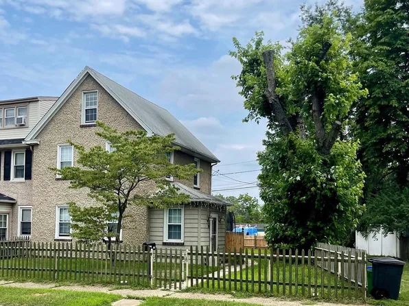 402 Paris Ave, Brooklawn, NJ 08030