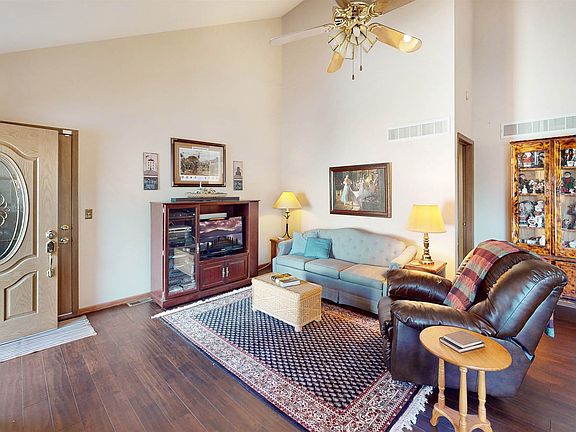3rd image of 2443 Shiva Ct