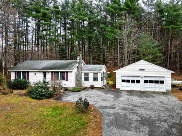 264 Halls Village Road, Chester, NH 03036