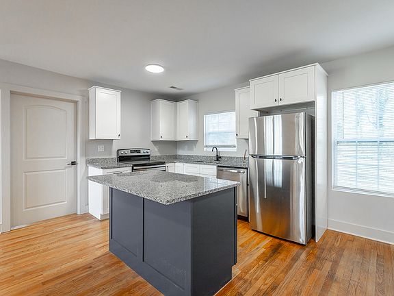 5th image of 4309 Kemp Dr