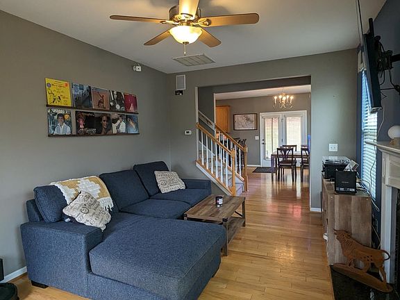 4th image of 3329 Cardinal Lake Dr