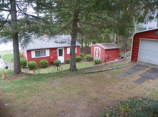 691 Lakeview St, Harrison, MI 48625