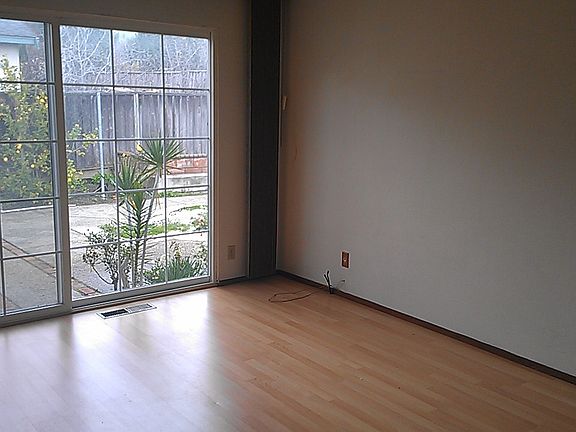 2nd image of 3446 Cropley Ave