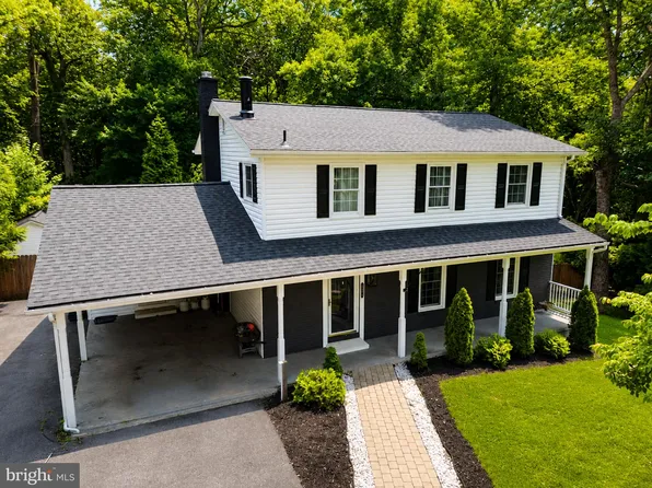 30020 Tomahawk Ct, Mechanicsville, MD 20659