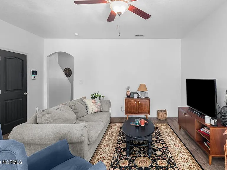111 Waterstone Ln #1 — Photo 6