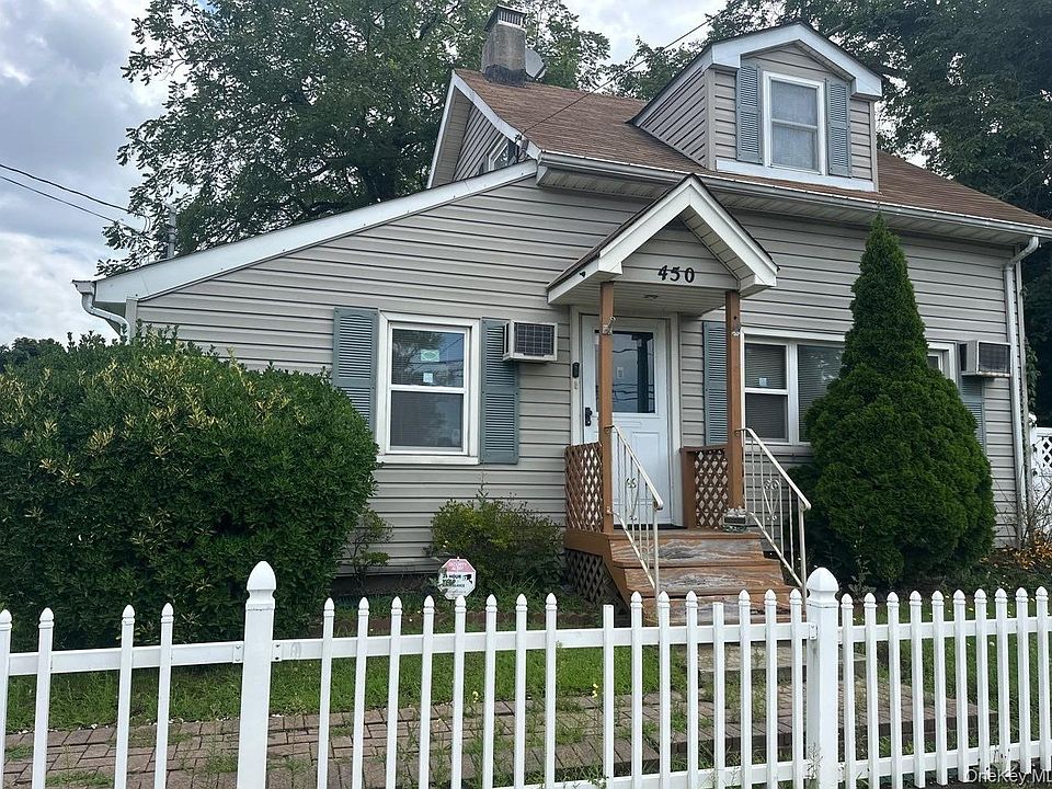 1st image of 450 Great Neck Road